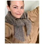 Ginnifer Goodwin Instagram - I #knit another thing! Here’s a @tincanknits shawl that is so cozy, I have only taken it off to cook — because smells — and to sleep — because husband, though it goes quite well with nightgowns and hot water bottles — and I’m sure you can tell that I’m preening.