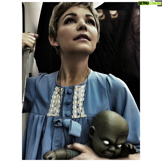 Ginnifer Goodwin Instagram - Untitled Gosh Game Happy #Halloween, y’all. P.S. Dear #Oncers, photograph 4 is from 2009: two thousand NINE.