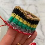 Ginnifer Goodwin Instagram - 🧶 #tbt #monalisasmile + great-grandmother’s wool + etc. + etc. CC: @juliaroberts