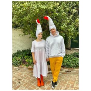 Ginnifer Goodwin Instagram - Untitled Gosh Game

Happy #Halloween, y’all.

P.S. Dear #Oncers, photograph 4 is from 2009: two thousand NINE.