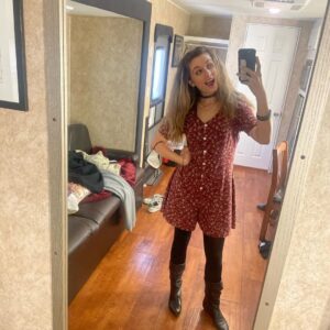 Giorgia Whigham Instagram - Thank u for tha love ✌️🥰🐻! @peacock #tedseries
