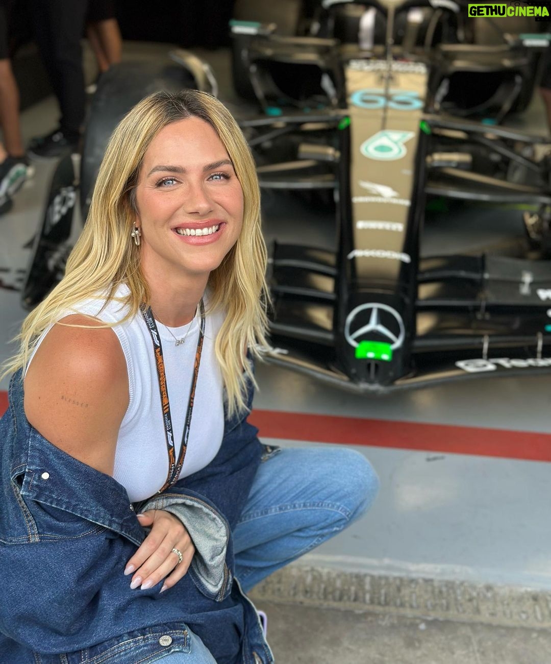 Giovanna Ewbank Instagram - Fomos pra ver o @lewishamilton do BRASIL 🇧🇷 Autodromo Internacional De Interlagos