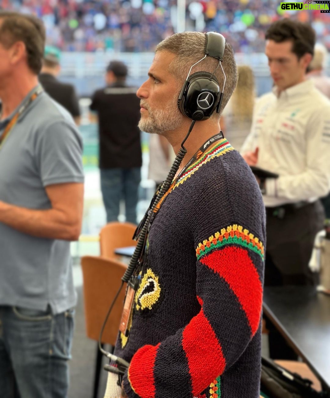 Giovanna Ewbank Instagram - Fomos pra ver o @lewishamilton do BRASIL 🇧🇷 Autodromo Internacional De Interlagos