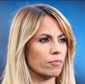 Giulia Mizzoni Instagram - Quando realizzi che non ci saranno italiane in #supercoppaeuropea ➡️ ma anche che il 16 agosto non è poi così lontano…

#proud 
#italy 
#italianfootball 
#internationalfootball 
#uefasupercup 
#mancitysiviglia
#prime 
#seeyousoon
