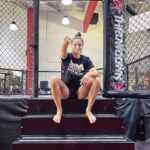 Gloria de Paula Instagram – Cada derrota é uma vírgula, e pode até ser um ponto e vírgula. Mas ela só se torna um ponto final quando a gente permite que ela seja. #nevergiveup 🧿 UFC GYM