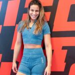 Gloria de Paula Instagram - Oi segunda sua linda 🫠