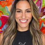 Gloria de Paula Instagram - Morena iluminada em tons de doce de leite ✨ Quando criamos um novo visual, estamos falando na verdade de arte, criação, valorização de autoestimas. Um cabelo tem o poder de transmitir sensações e sentimentos, de dentro para fora, embelezando tudo a sua volta. E aí, aprovado? Me conta nos comentários o que vocês acharam. By @duilhabazone — Brunette balayage in shades of dulce de leche ✨ When we create a new look, we are actually talking about art, creation, appreciation of self-esteem. The hair has the power to transmit sensations and feelings, from inside out, making everything around beautiful. So, approved? Tell me in the comments what you think. By @duilhabazone — . . . . . . #hair #hair #hair #beauty #hairstyle #cabelosaudavel #salaodebeauty #cabelosdivos #cabeloslongos #locks #curls #makeup #makeup #cabelolindo #morenailluminada #loiras #beauty #chronogramcapilar #cabelossaudaveis #hydrata #projetorapunzel #tran #hairstyles #haircut #cosmetics #curly #hairdresser #ombrehair #cabelolindo #cabeloscurtos #cabeloscurtos #cabeloscurtos #nails #loirosperfeitos Luv Beauty & Spa