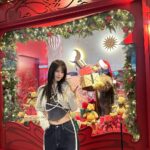 Go Eun-young Instagram - #근황 #사진 #폭탄 #얍 ! ☺️ . 뭔가 정신없이 우다다다 하루씩 보내는 중! . #크리스마스 . #모델 #여자모델 #연기 #셀피 #selfie #일상