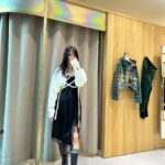 Go Eun-young Instagram - #근황 #사진 #폭탄 #얍 ! ☺️ . 뭔가 정신없이 우다다다 하루씩 보내는 중! . #크리스마스 . #모델 #여자모델 #연기 #셀피 #selfie #일상