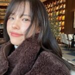 Go Eun-young Instagram - #selfie #dump #photodump 오늘 뭔가 #주말 같아용 #금요일 아닌거 같지 웨! . #아이폰 화질 언제까지 좋아질거니…? . . #겨울 #코트 #모델 #여자모델 #셀피 #ootd