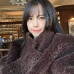 Go Eun-young Instagram - #selfie #dump #photodump 오늘 뭔가 #주말 같아용 #금요일 아닌거 같지 웨! . #아이폰 화질 언제까지 좋아질거니…? . . #겨울 #코트 #모델 #여자모델 #셀피 #ootd