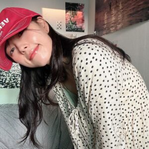 Go Eun-young Instagram - #햇살 #좋아요그램
#주말 #가을 이냥! 
.
.
.
#베루툼 #verutum 
.
#모델 #여자모델 #셀피 #selfie #프리랜서모델 #일상 #오오티디 #photo #instadaily