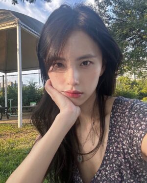 Go Eun-young Instagram - 우히히 #한강 #나들이 
.
.
#셀피 #seoul #한강공원 #오오티디 #일상 #데일리 #모델 #프리랜서모델 #서울 #ootd #원피스