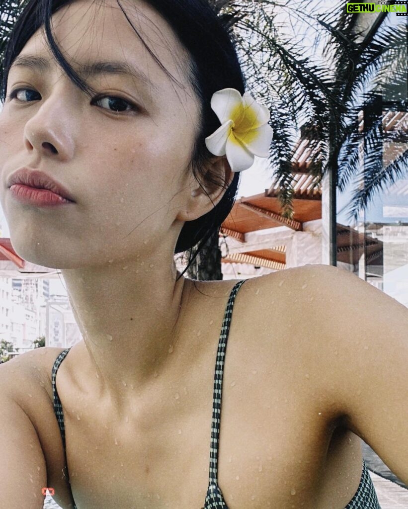 Go Eun-young Instagram - #summer #summervibes #여름 ☀️ 한국이 베트남보다 더 더운게 맞냐구요 🥲 오늘 진짜 더워요 😛😎 . #셀피 #selfie #수영 #모델 #model #연기 #여행 #travel #더워