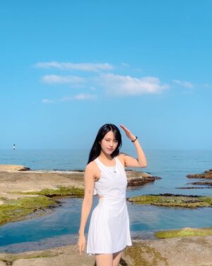 Go Eun-young Instagram - 너무너무 이쁜 바다💕
타투 아님 타투 스티커
#바다 #여름 #최고 #강원도 #좋아요 #무야호