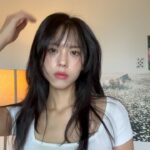 Go Eun-young Instagram - #여름 이 그리워서 죽음 #꽥 #겨울 싫어싫어 ㅜㅜ 저는 사실…. 과일 러버이지만 귤은 별로 안 좋아해요 많은 귤 러버들에게 지탄을 받을 소리 투척 ㅎㅅㅎ . 하지만! 과일은! 무조건 여름 과일이 최고라구요! 가을 무화과까지! . #릴스 #reels #selfie #여자모델 #model