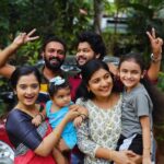 Gopika Anil Instagram - Let’s sparkle and shine in the New Year ! Happy 2024 ♥️ . #happy2024 #newyear #santhwanam #asianet #pictureoftheday #happynewyear #welcome2024 #happyfaces