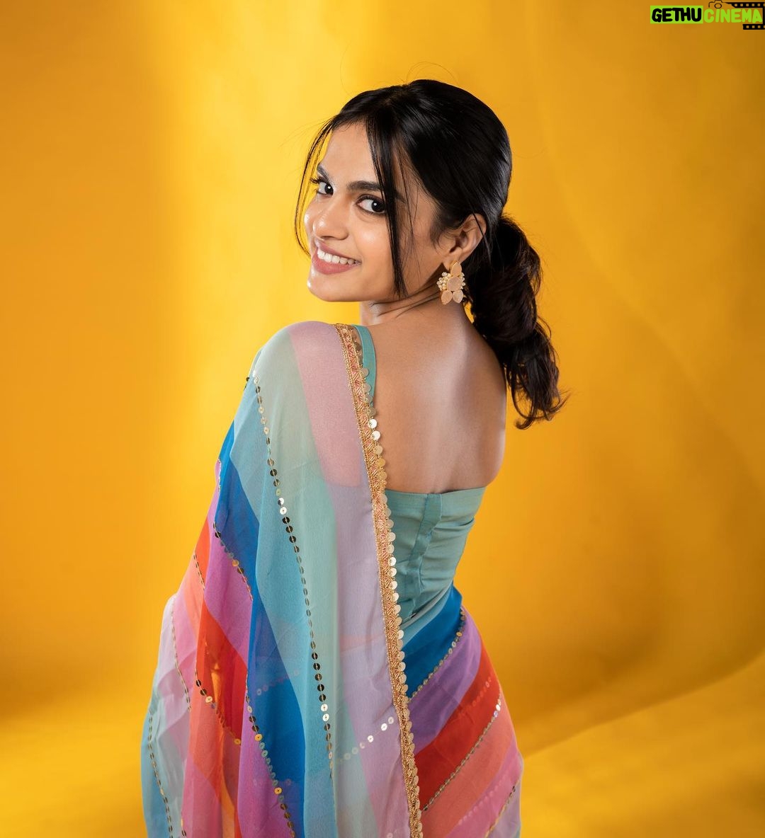 Gopika Ramesh - 72.8K Likes - 🫶🏻
📸: @plan.b.actions @jibinartist
Outfit : @revathyjayanbabu
MUA: @makeup_by_shibinantony
Studio: @maxxocreative @huwais.majeed