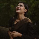 Gopika Ramesh Instagram - 🙈🖤💫 . H&M : @zara___makeover 📸: @merin__georg ReTouch: @akn.jpeg Ps : looting @sangeetha_janachandran ‘s wardrobe