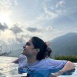 Gopika Ramesh Instagram - PoV: you scrolled my Munnar album 🫶🏻