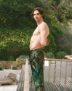 Gordon Winarick Instagram - @clientmagazine ‘ENCINO HILLS’ Shot by @chrisbernabeo Styled by @kaitlusk Grooming by @tatiyanaelias Edit by @maya.tippett Los Angeles, California