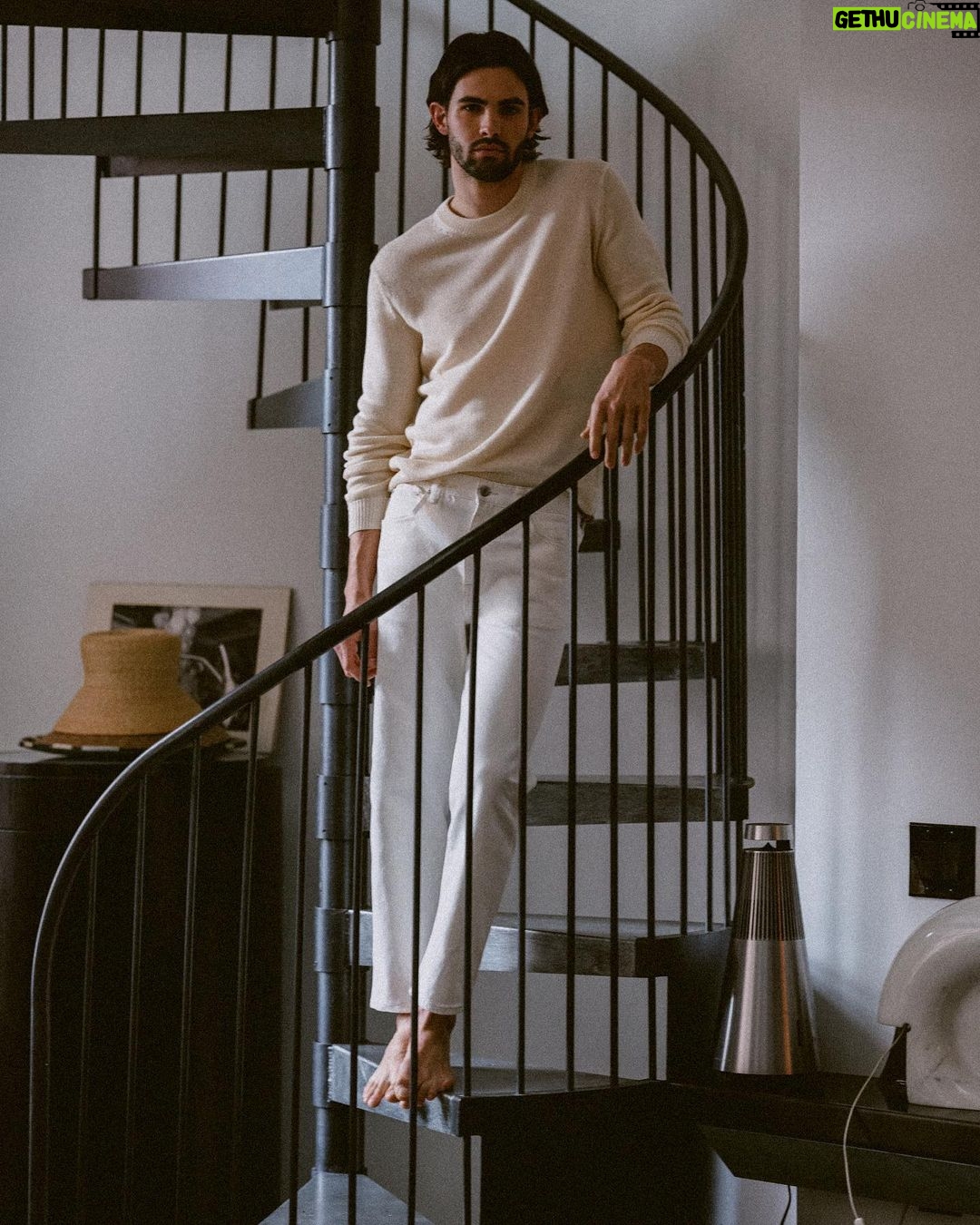 Gordon Winarick - 679 Likes - STORY with @kat_in_nyc for @clubmonaco