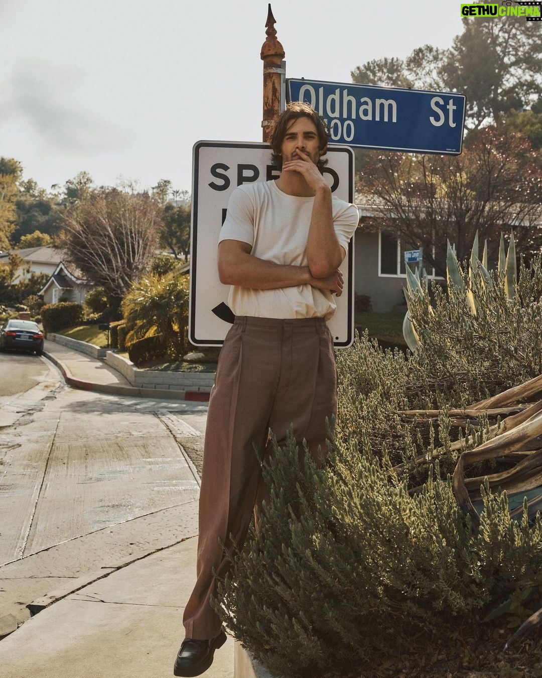 Gordon Winarick - 1K Likes - @clientmagazine
‘ENCINO HILLS’
Shot by @chrisbernabeo
Styled by @kaitlusk
Grooming by @tatiyanaelias
Edit by @maya.tippett