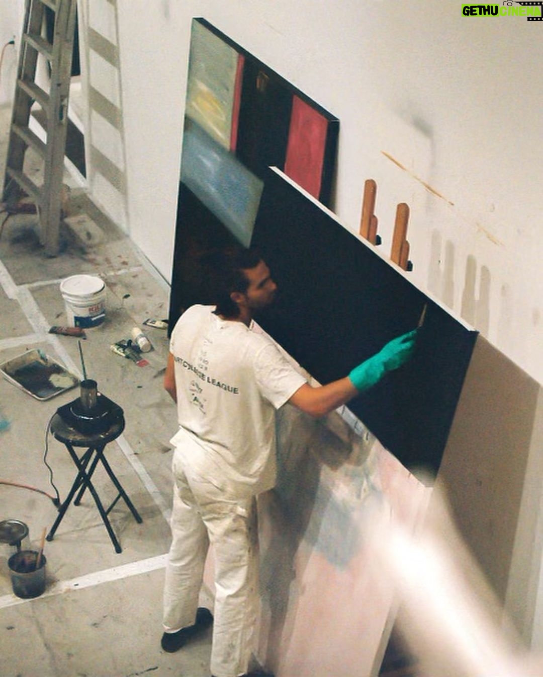 Gordon Winarick - 527 Likes - Process. Surface. 🤫
📷 @solsummers