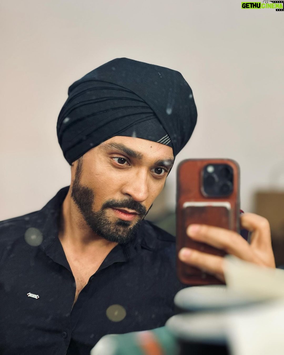 Gourab Chatterjee Instagram - Self-day..