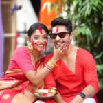 Gourab Chatterjee Instagram - শুভ বিজয়ার আন্তরিক প্রীতি ও শুভেচ্ছা। আবার এসো মা ততদিন সবাইকে ভালো রেখো, নিজেও ভালো থেকো Tridhara Sammilani
