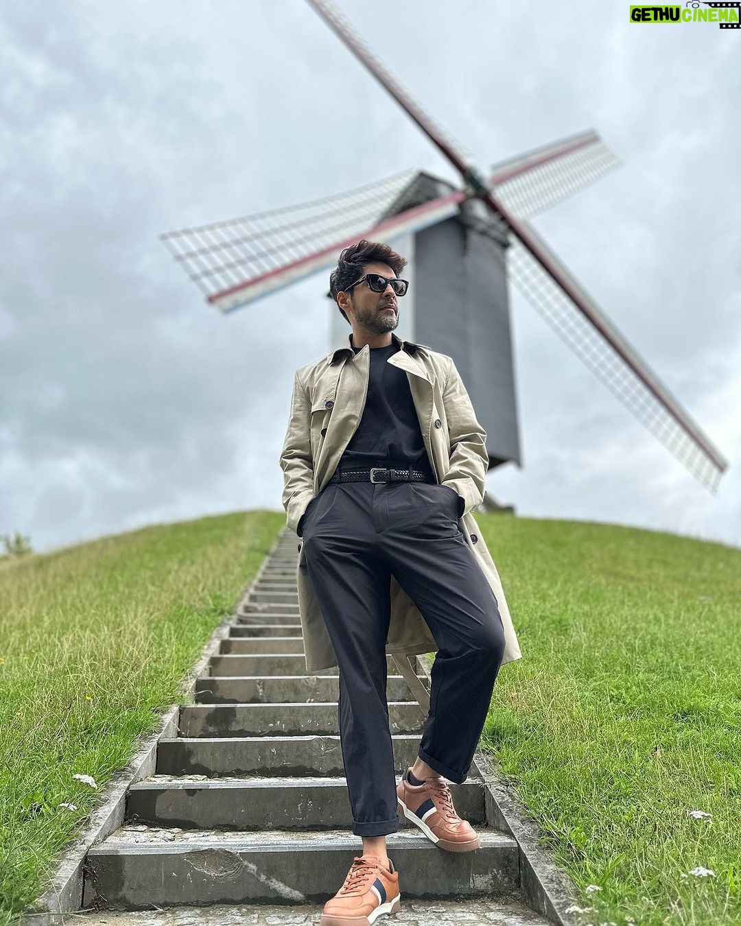 Gourab Chatterjee Instagram - Wagon-wheel.. Bruges, Belgium