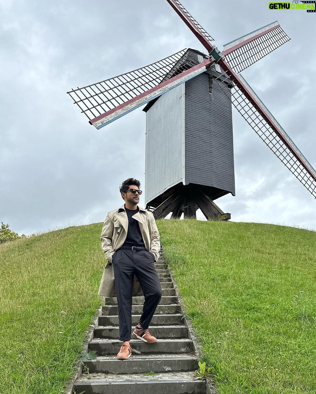 Gourab Chatterjee Instagram - Wagon-wheel.. Bruges, Belgium