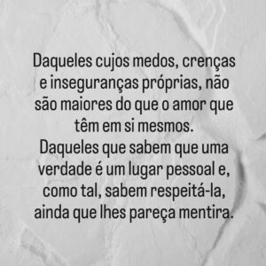 Gustavo Santos Instagram - ISTO NÃO É SOBRE QUEM GANHA, É MAIS FORTE OU TEM RAZÃO!

É SOBRE SE NOS SALVAMOS...

DEIXO AQUI UM ABRAÇO MAIOR DO QUE AQUILO QUE NOS SEPARA, PARA TODOS OS MEUS IRMÃOS E IRMÃS DO CORAÇÃO.

VOCÊS SABEM QUEM SÃO.

SÓ O AMOR É CAPAZ DE HONRAR A DIFERENÇA.
