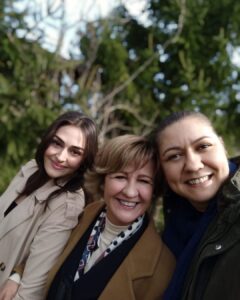 Hülya Gülşen Irmak Instagram - Tatlışlar❤️#ramo #bkm