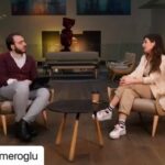 Hülya Gülşen Irmak Instagram - #Repost @feritomeroglu with @make_repost ・・・ Farklı gördüğümüz her şey merak uyandırır ya. Öyle bir hikâyesi var @nazcaglairmak in, Benim gördüğüm tabi... Karşımda sosyal medyada milyonlarca takipçisi olan, 20'li yaşlarında, reşitliğinde pik yapmış proje ile ünlenmiş bir kadın vardı ve benimle konuşurken sadece "tiyatro" derken gözleri ışıldıyordu. Yaşı, konumu ve düşüncelerini harmanlayınca insan ister istemez daha çok merak ediyor. Fanlar hiç kızmasın sıkıştırdım diye :) aylardır DM kutumu doldurdunuz. Biz de size içi dolu bir içerik hazırladık. Hürriyet YouTube kanalında bekliyoruz ✈️ #nazcaglairmak #tövbelerolsun #kirgincicekler