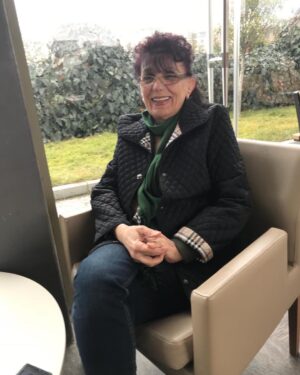 Hülya Gülşen Irmak Instagram - Canımın içi annem❤️Örnek oldun,arkadaş oldun hep korudun kolladın,sevgini ilgini hiç eksik etmedin. Yazmakla bitmez senin güzelliklerin😍Sana hayranım benim dünyalar güzeli annem🙏🧿