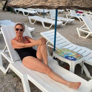 Hülya Gülşen Irmak Instagram - Kısa bir mola🌞