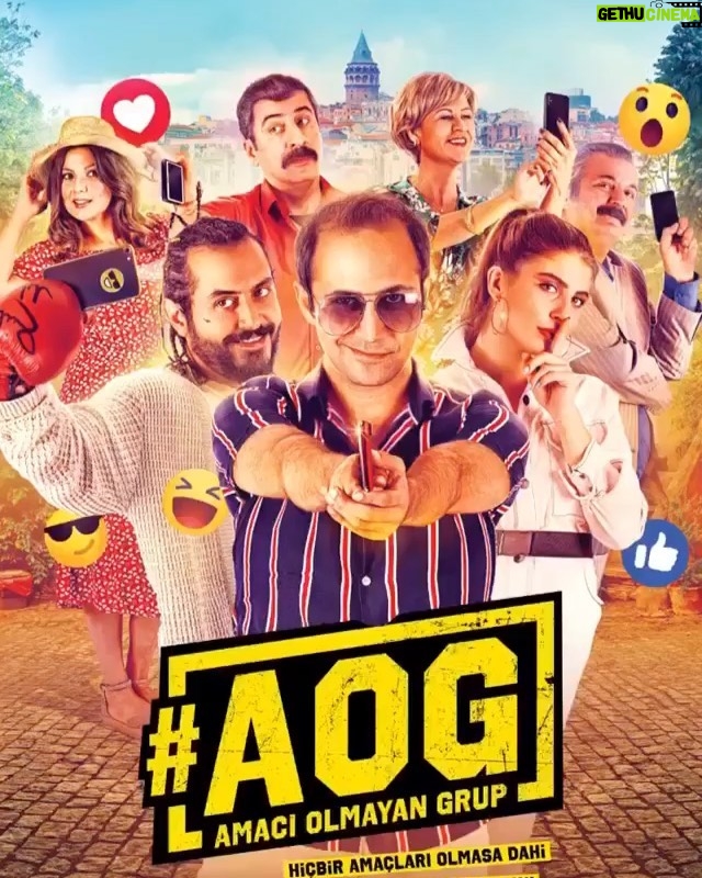 Hülya Gülşen Irmak Instagram - #Repost @aogfiilm with @make_repost ・・・ Amacı Olmayan Grup SİNEMALARDA🍿