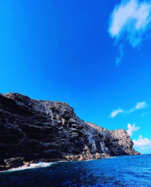 Hāwane Rios Instagram - do you see what i see?

feeling the kūpuna islands close to my heart these days
it’s as if they knew what was to come before i did
as if they were preparing me 
for my great shattering 
for my hānau kupanaha 
for my own hānau wawā
thrice over in one life
i wonder
did i feel this earthquake
across all of my timelines
across kahikikū?
across kahikimoe?
can a soul feel fatigue?
can a soul feel grief?
can a soul feel what comes after the healing?

my soul says yes
thrice over