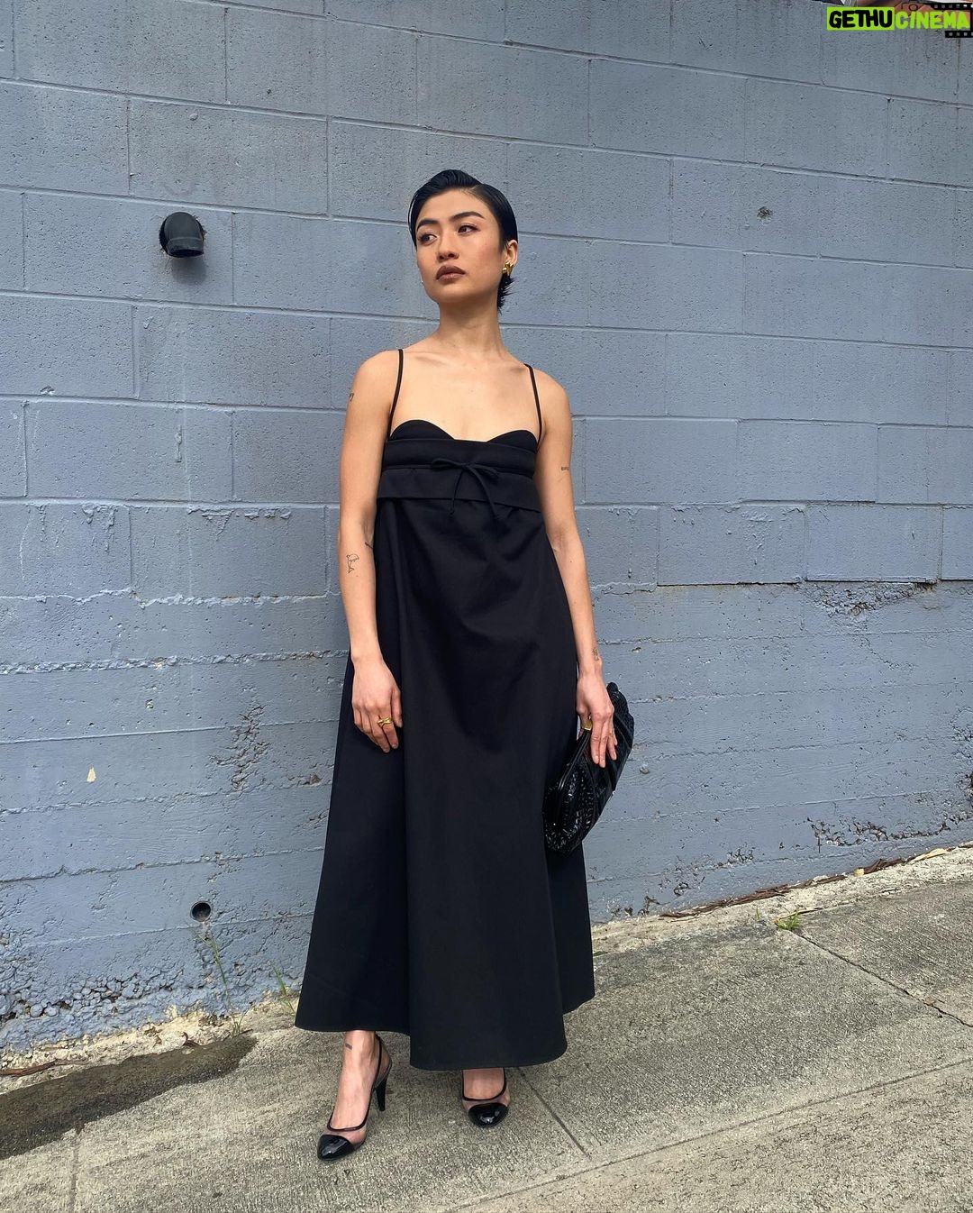 Haley Tju Instagram - Award for hottest couple goes to… Rob & Bree styled by me for the Guild Of Music Supervisor Awards 🫶 Brianne’s wearing a @toitvolant dress, @saint_moran earrings, and @alejandradecoss ring. Rob is wearing @jackvictorofficial suit Los Angeles, California