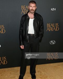 Haley Tju Instagram - Charles at the “Beau is Afraid” premiere 🖤 Styled in @marksstudios jacket and @nomaintenance pants Los Angeles, California