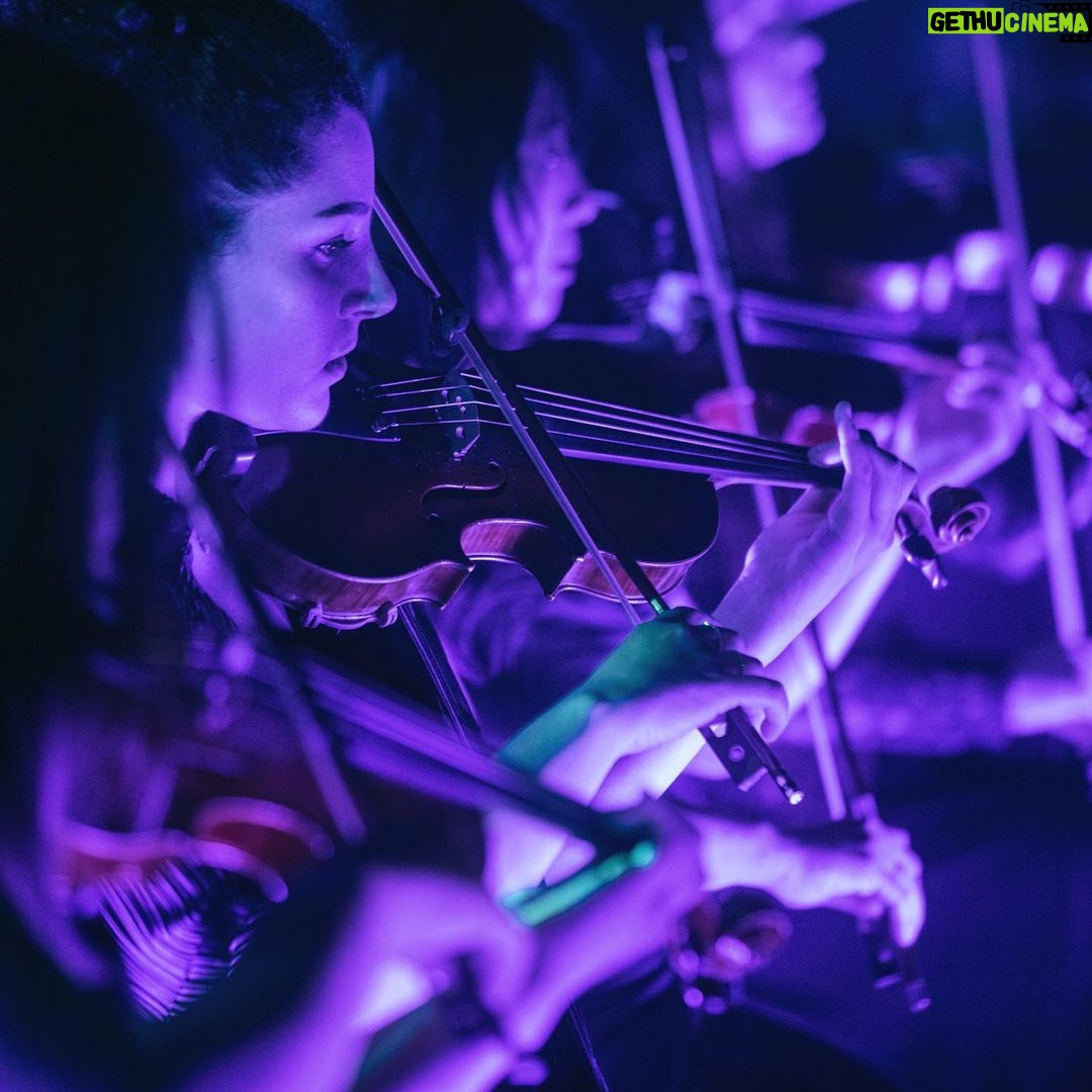 Halsey Instagram - Gonna be posting a lot more string show content as I go through it but here’s a few little moments by @yasi from Indiana and Sacramento 🤍✨ some of the most magical shows of my life