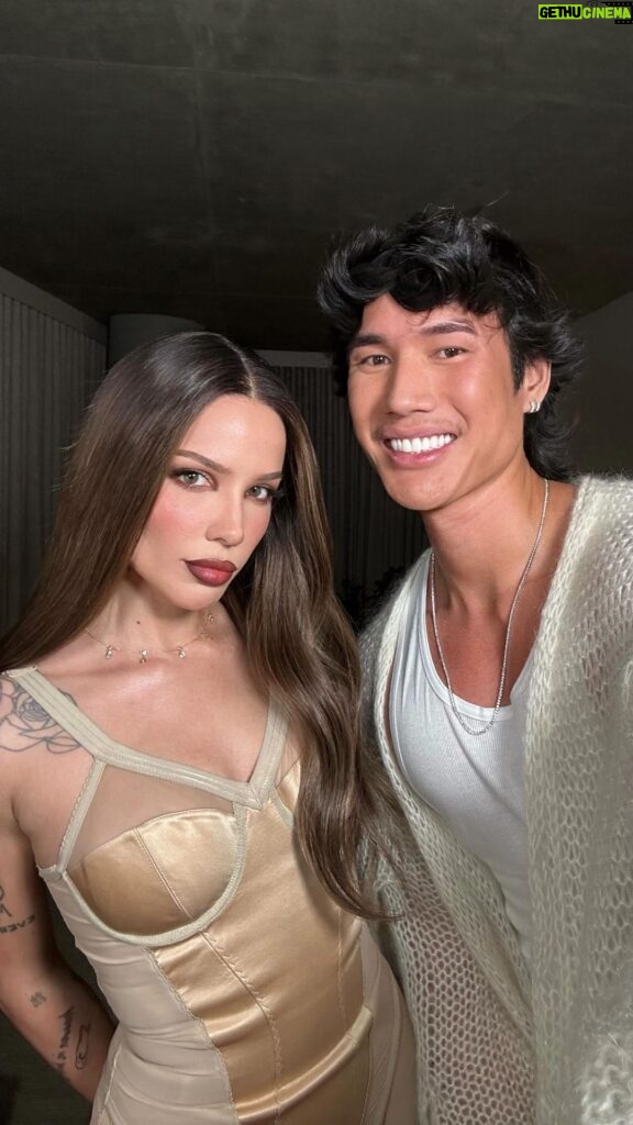 Halsey Instagram - it’s been years since i’ve let someone else do my makeup but when @patrickta asked i was so excited!! I reallllly wanted him to try our new @aboutfacebeauty foundation. honored to have been his canvas for the night as we celebrated the launch of The Performer. 🖤 ABOUT-FACE PRODUCT BREAKDOWN: The Performer Foundation - LM1 Neutral Matte Fluid Eye Paint™️ - Capulets 1994 Mascara Matte Fix Lip Pencil - Smoked, Grounded Line Artist - Equestrian PATRICK TA PRODUCT BREAKDOWN: Major Dimension Eyeshadow Palette Major Sculpt Contour Duo - She’s Sculpted Monochrome Moment Blush - She’s Seductive Major Headlines Lipstick - Complicated