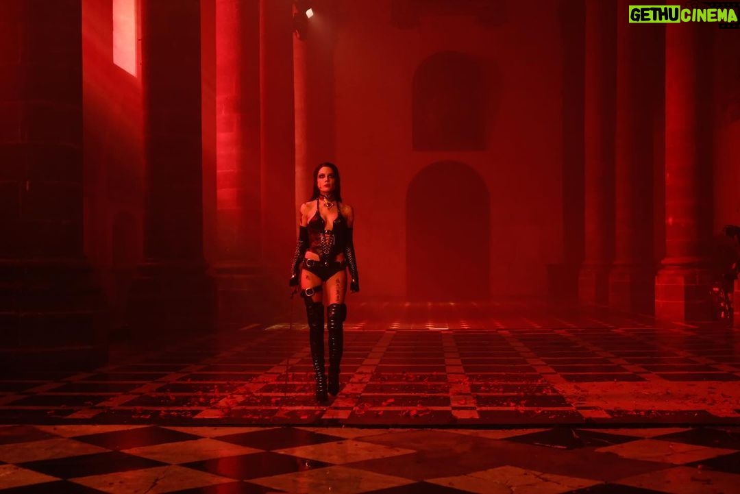 Halsey - 1.2 Million Likes - Collabed with @agustd of @bts.bighitofficial on a reimagined version of “Lilith” for the #DiabloIV anthem and it goes incredibly hard… @PlayDiablo
we both grew up playing the games and I’ve always wanted to do a concept with SUGA with this type of dark mythology, so it was a no brainer tbh.
VERY SICK AND OUT NOW, CHECK IT OUT!!!!