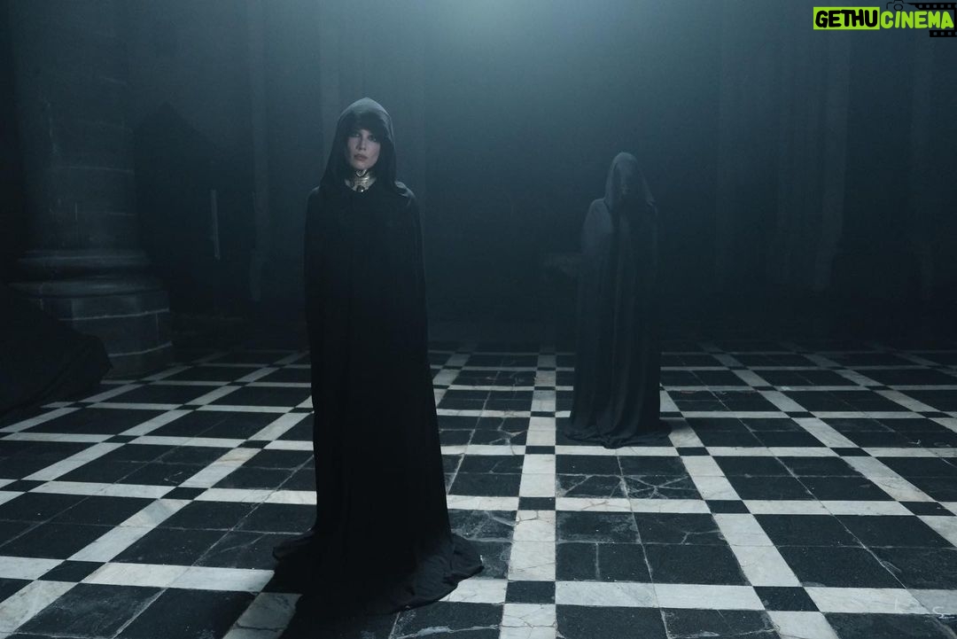 Halsey - 1.2 Million Likes - Collabed with @agustd of @bts.bighitofficial on a reimagined version of “Lilith” for the #DiabloIV anthem and it goes incredibly hard… @PlayDiablo
we both grew up playing the games and I’ve always wanted to do a concept with SUGA with this type of dark mythology, so it was a no brainer tbh.
VERY SICK AND OUT NOW, CHECK IT OUT!!!!
