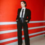 Halsey Instagram - Little commotion for the suit. @lynalyson_ 🚭 photos @yasi girl