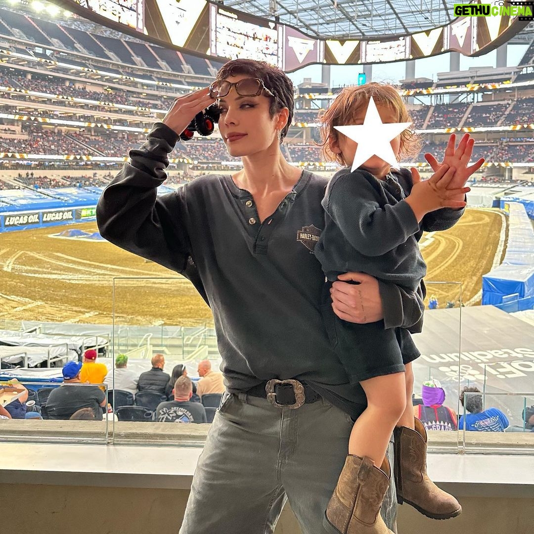 Halsey Instagram - I guess no matter what your parents do, it’s cooler to like whatever’s the complete opposite. I love my monster truck kid.