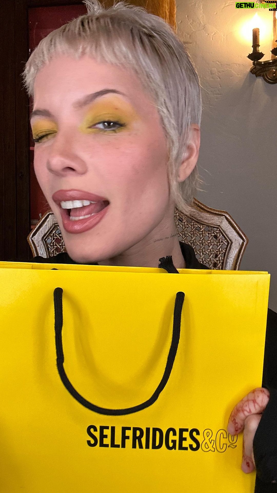 Halsey Instagram - About-face beauty has landed at Selfridges • Created by Halsey (@iamhalsey), explore multi-dimensional makeup designed to empower self-expression. Expect pro-level pigments and buildable, versatile formulas in a rainbow of shades. Hit the link in Selfridges’ bio to shop, coming to stores soon