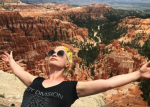 Halyna Hutchins Instagram - I believe I can fly!  #roadtrip #utah #brycecanyon