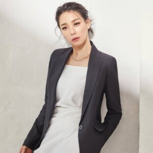 Han Go-eun Instagram - #라우렐 #롯데홈쇼핑 #봄 느낌 가득안고  #4월 19일 저녁 9시45분 여러분께 찾아갑니다.. 많이 사랑해 주세요~♡